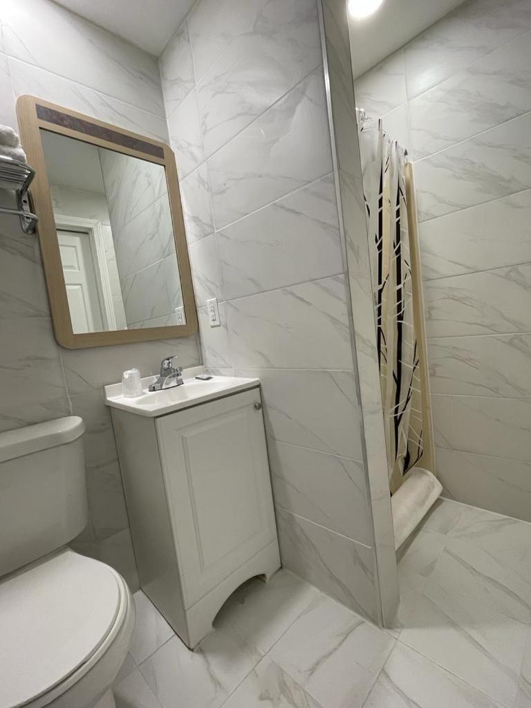Travelers Motor Lodge North Smithfield Екстер'єр фото