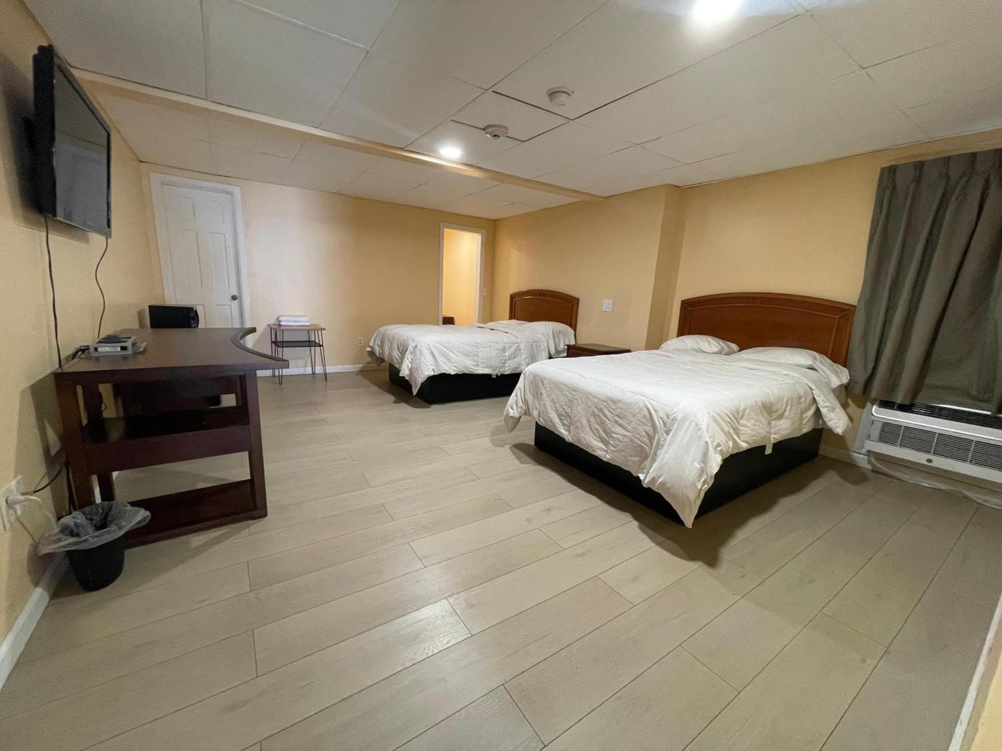 Travelers Motor Lodge North Smithfield Екстер'єр фото