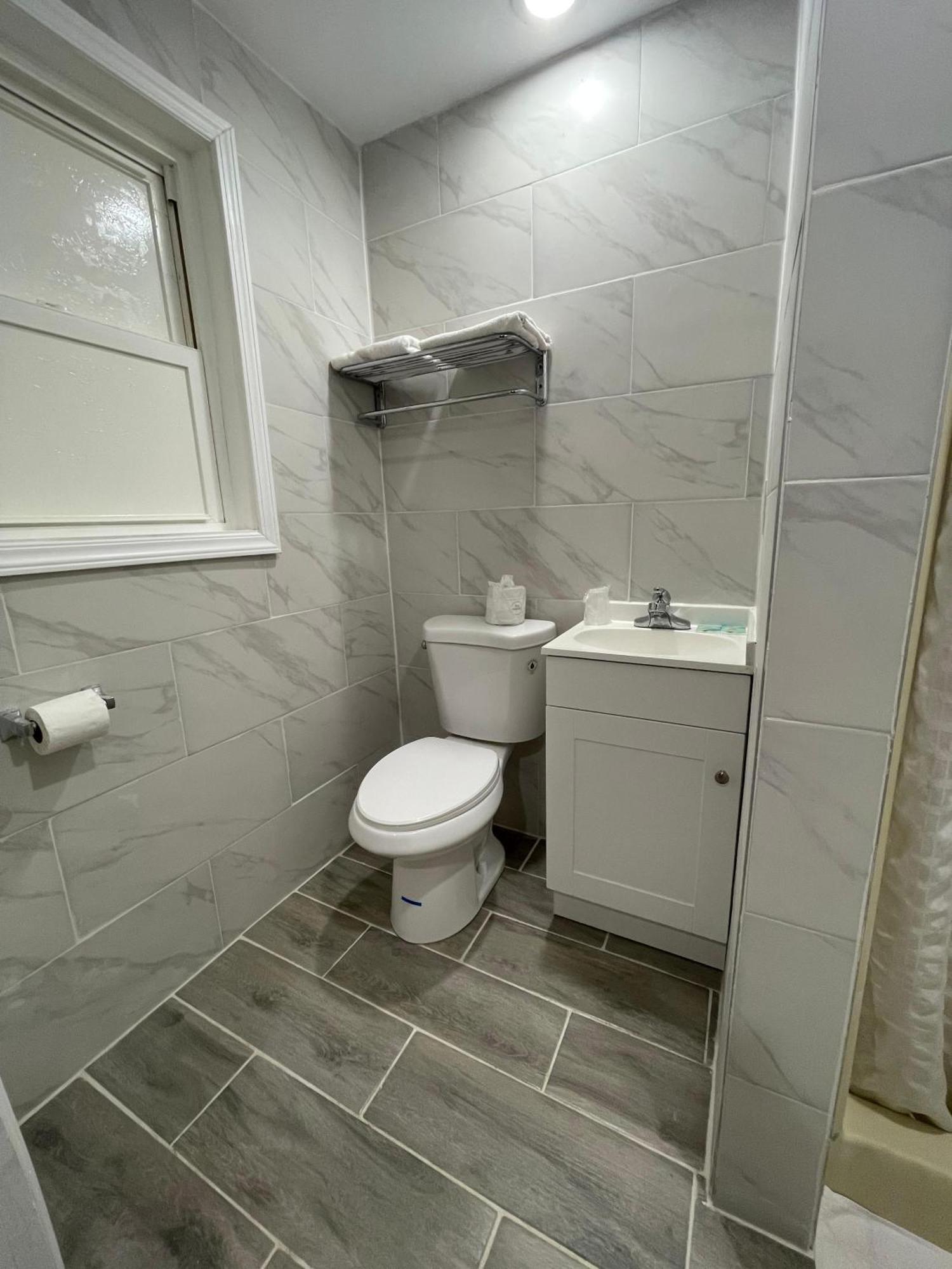 Travelers Motor Lodge North Smithfield Екстер'єр фото
